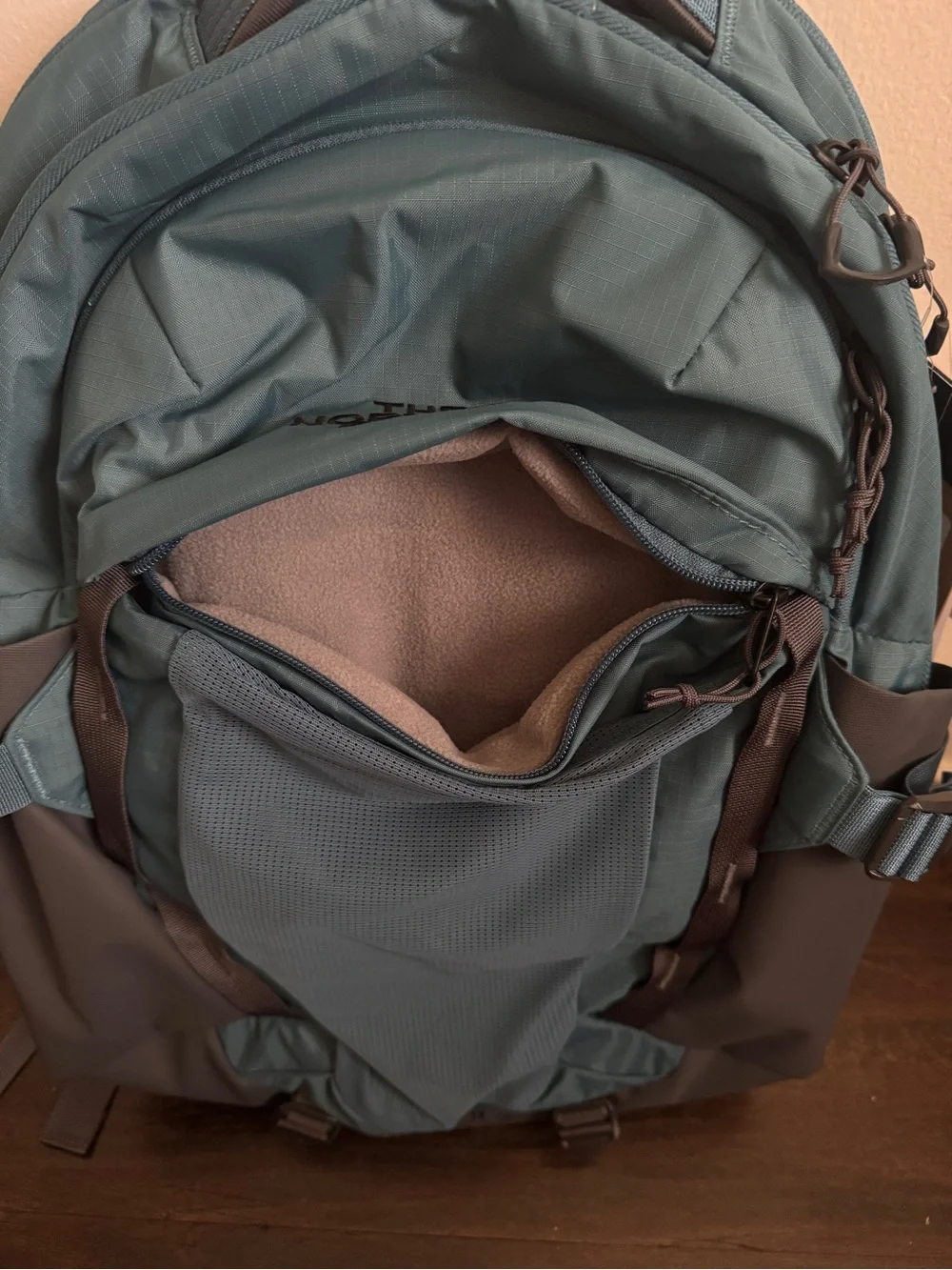The North Face Recon Backpack Space/Anthracite Grey NWT